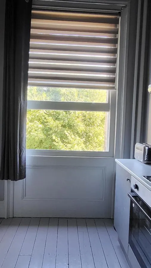 16 Big Comfy Studio - Great Location - Free Onsite Parking - Comfy Bed 브라이턴